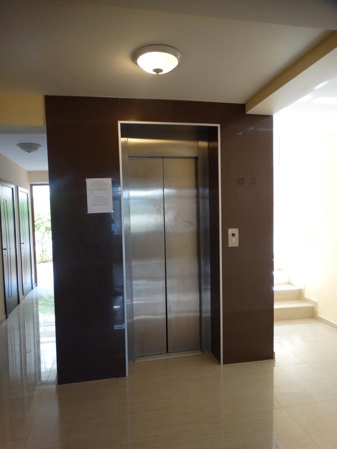 Lora Boutique Apartment Pomorie Ngoại thất bức ảnh