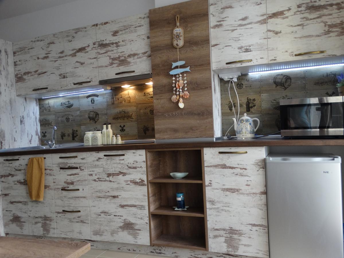 Lora Boutique Apartment Pomorie Ngoại thất bức ảnh